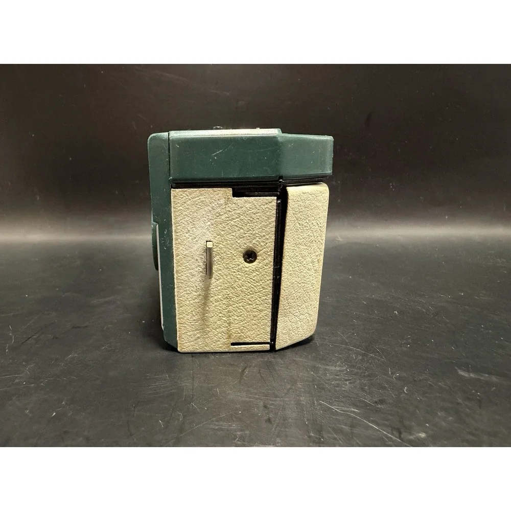 Kodak Hawkeye Instamatic R4 Vintage‎ Camera with Kodacolor II Film – Untested